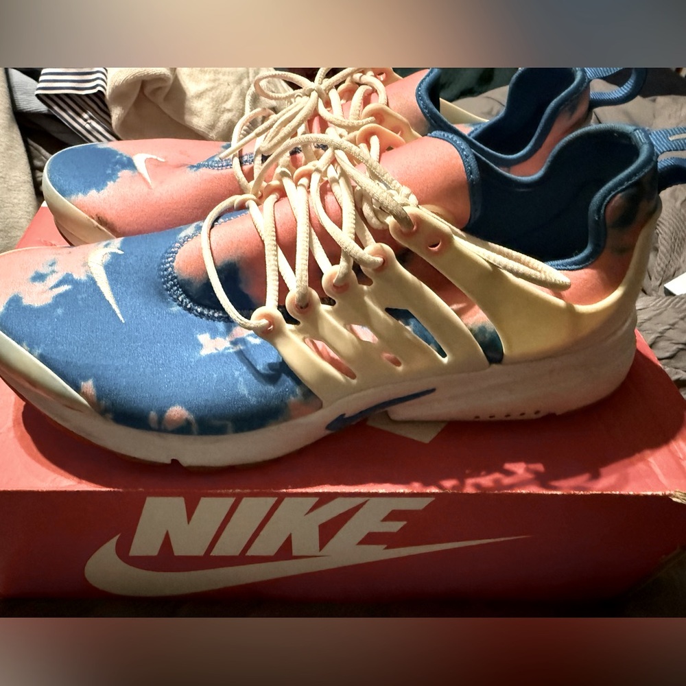 Nike Kids Blue and Pink Tie-Dye Athletic Sneakers